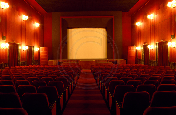 Cinema Roma interior